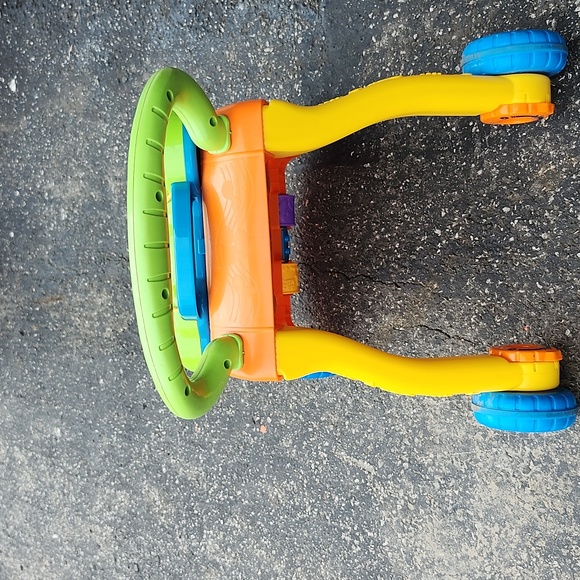 Vtech Sit To Stand Learning Walker - Picture 3 of 4